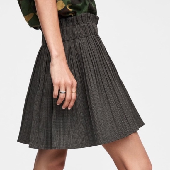 Zara Dresses & Skirts - Zara Pleated Plaid Checkered Mini Skirt